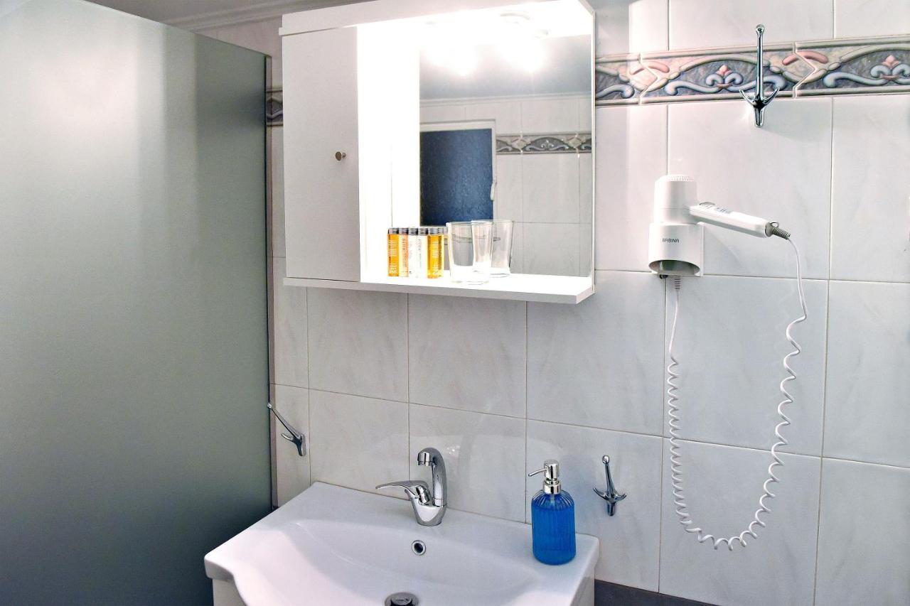 Pnyka Apartment 1 เอเธนส์ ภายนอก รูปภาพ